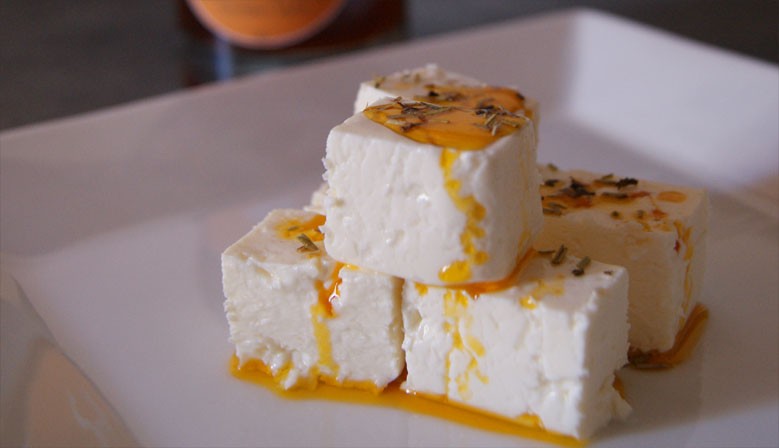 Feta orangée du soleil